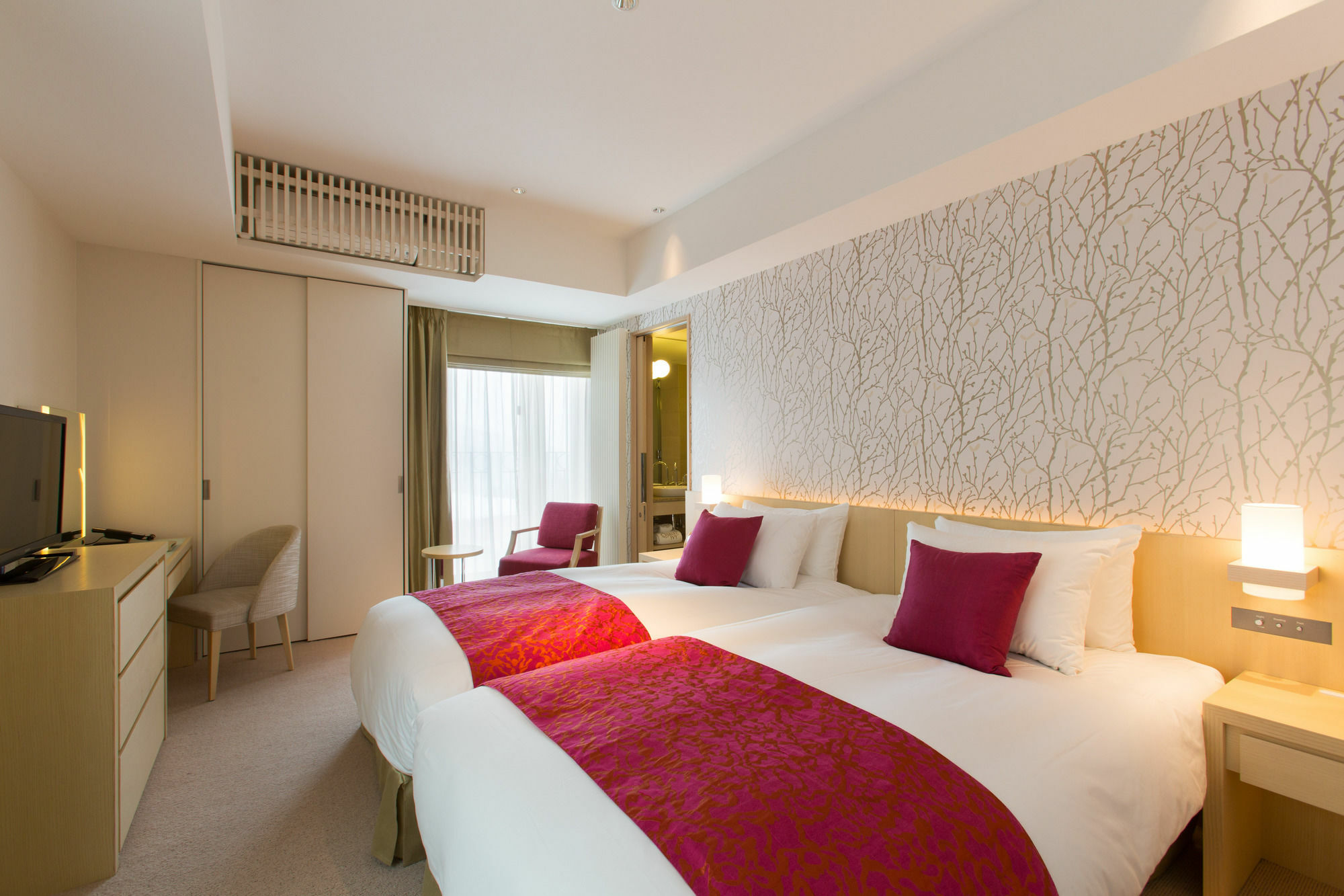 Ivy Hirafu, 4* Niseko