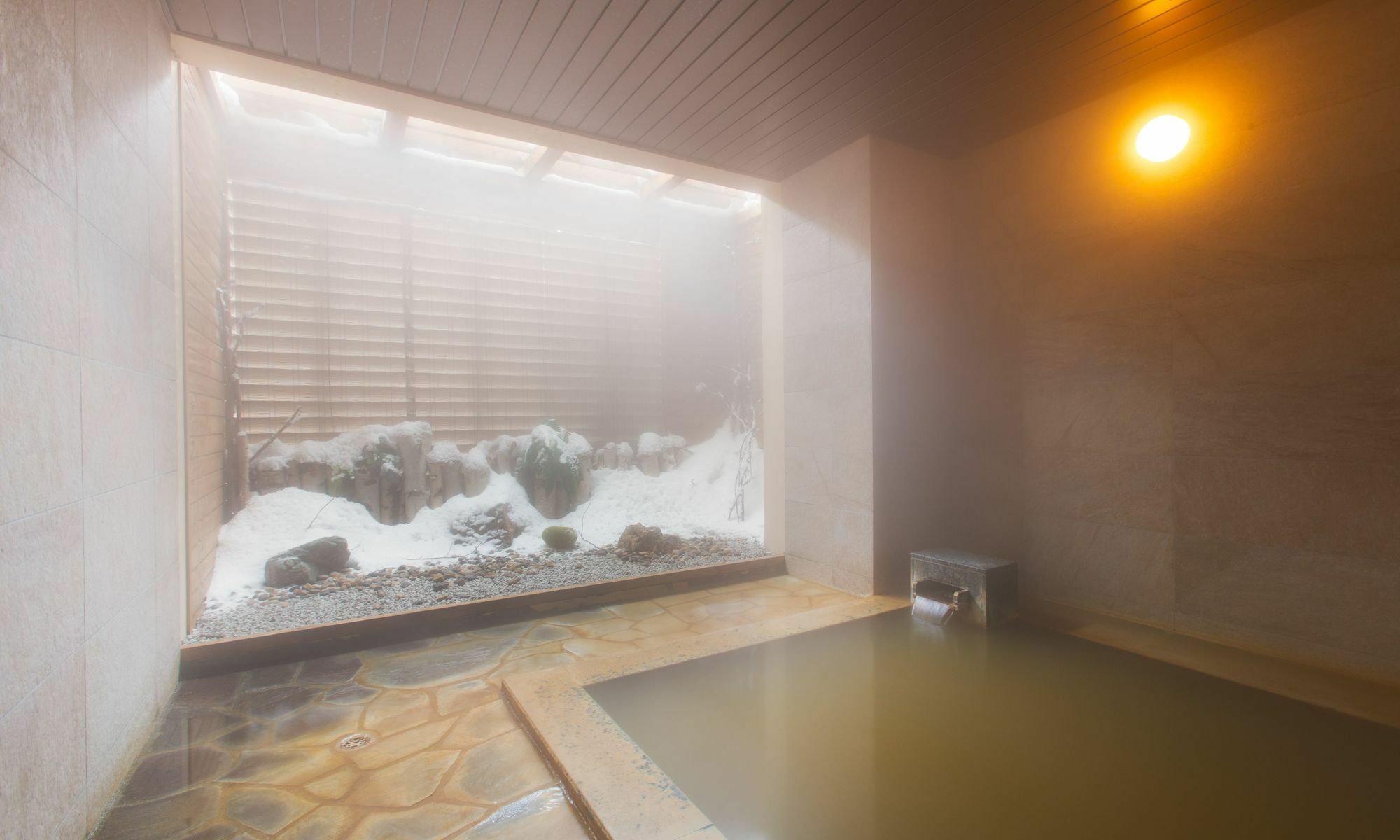 Hotel Ivy Hirafu, 4*